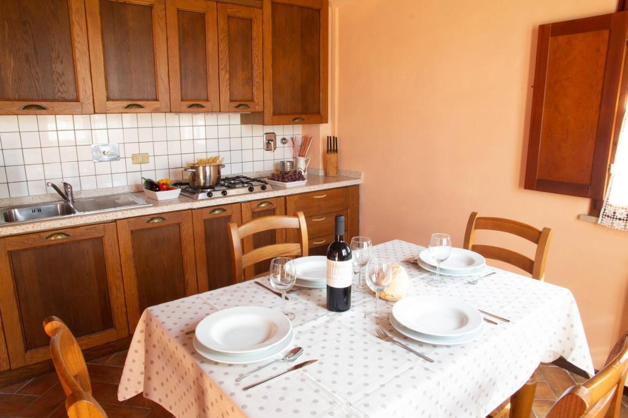 Tuscany Country Apartments غامباسي تيرمي المظهر الخارجي الصورة
