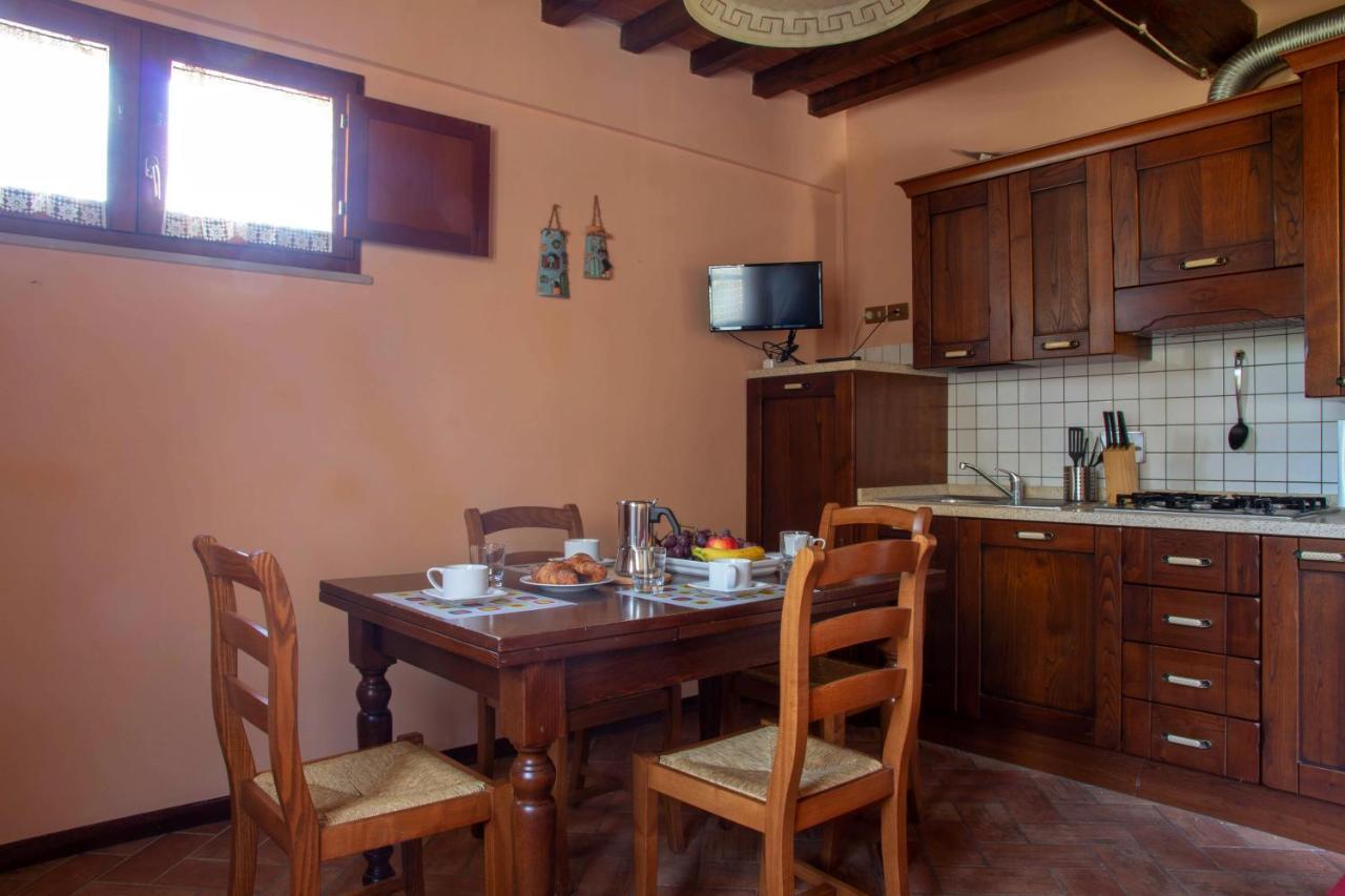 Tuscany Country Apartments غامباسي تيرمي المظهر الخارجي الصورة