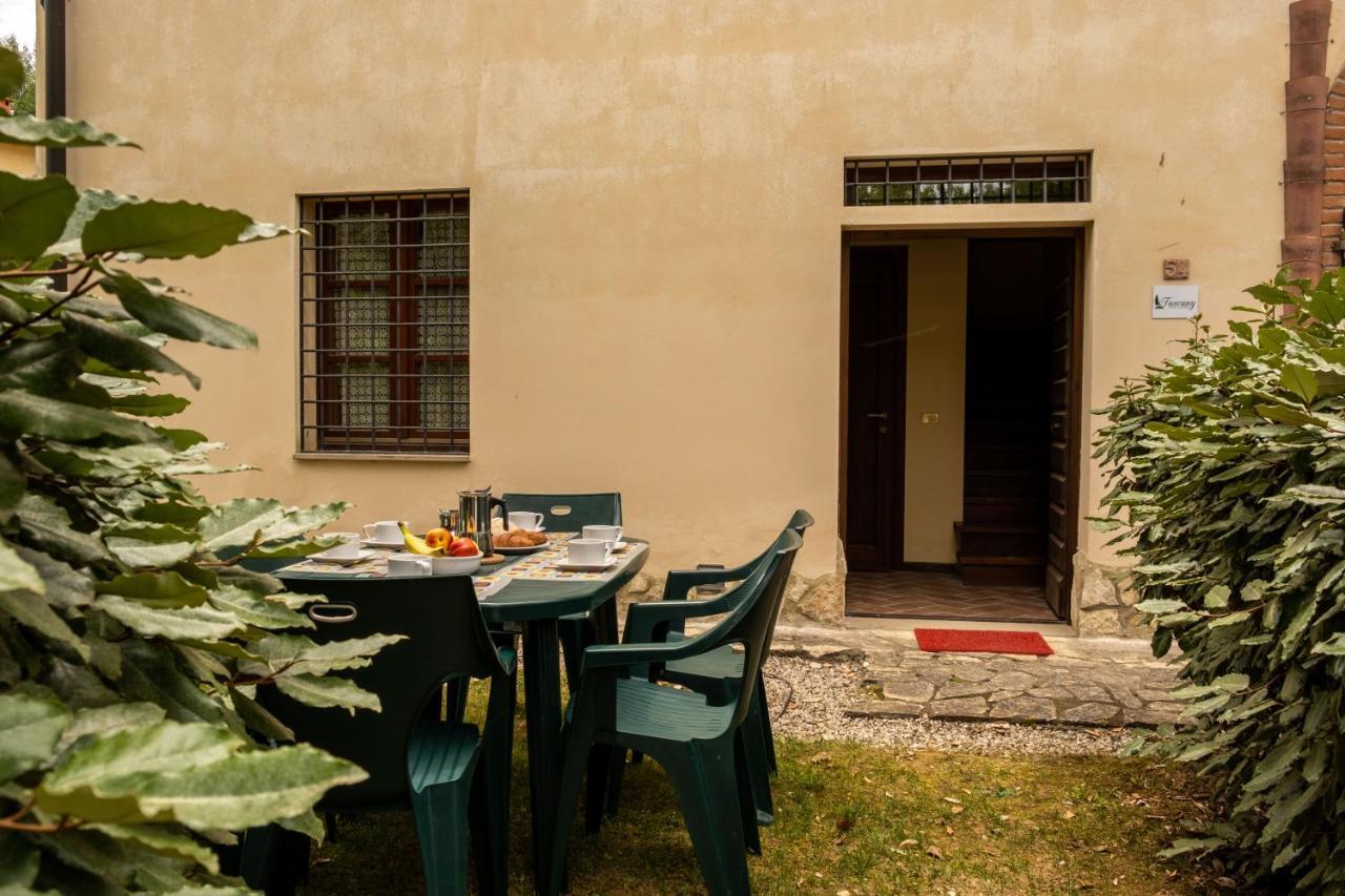 Tuscany Country Apartments غامباسي تيرمي المظهر الخارجي الصورة