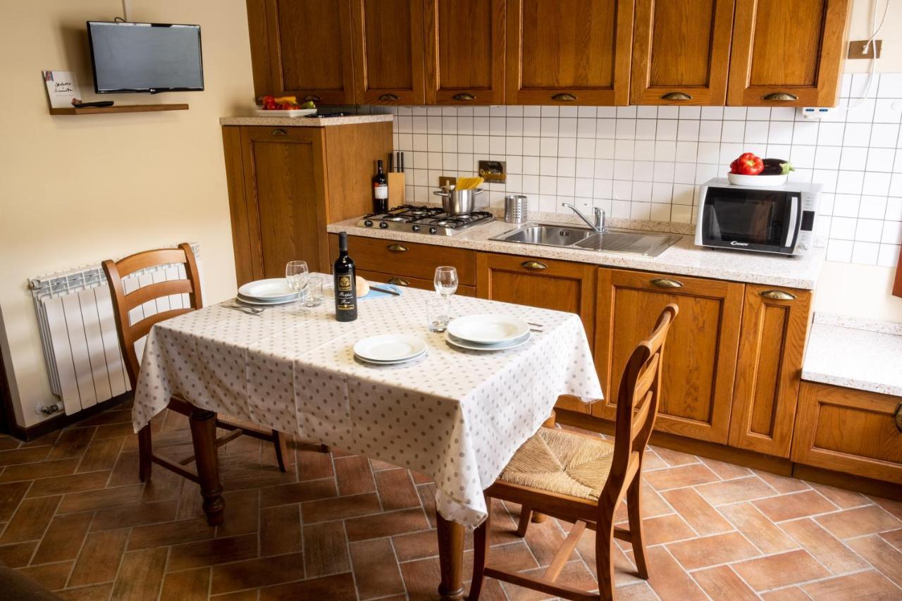 Tuscany Country Apartments غامباسي تيرمي المظهر الخارجي الصورة