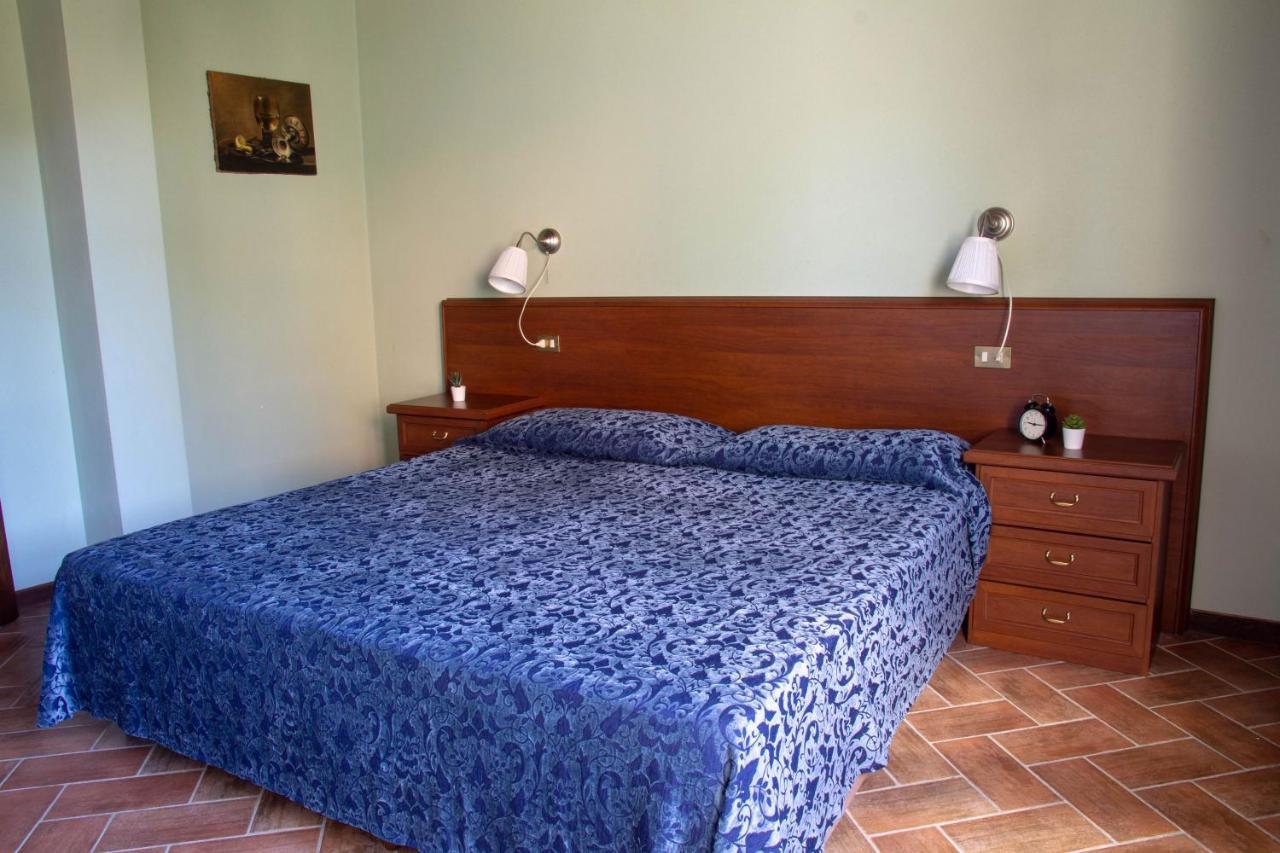 Tuscany Country Apartments غامباسي تيرمي المظهر الخارجي الصورة